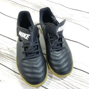 Nike tiempox soccer shoes